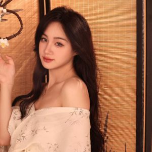 (第1场)鲜花少女轻私情绪写真 2:00-3:30